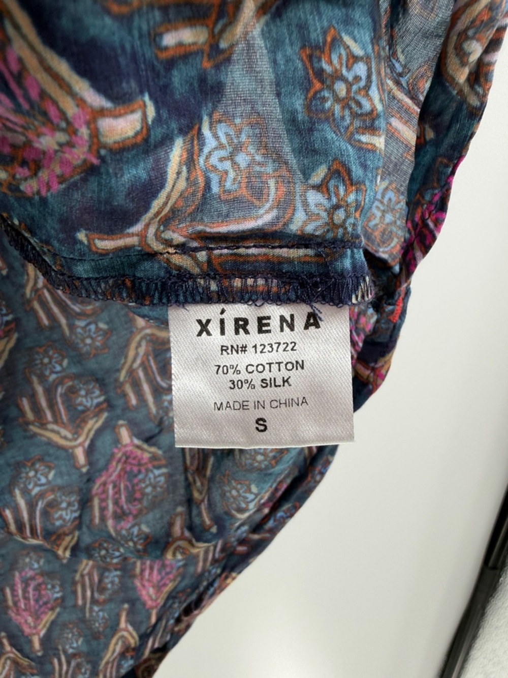 XiRENA Navy and Pink Printed Flutter Sleeve Blouse - Picture 5 of 6